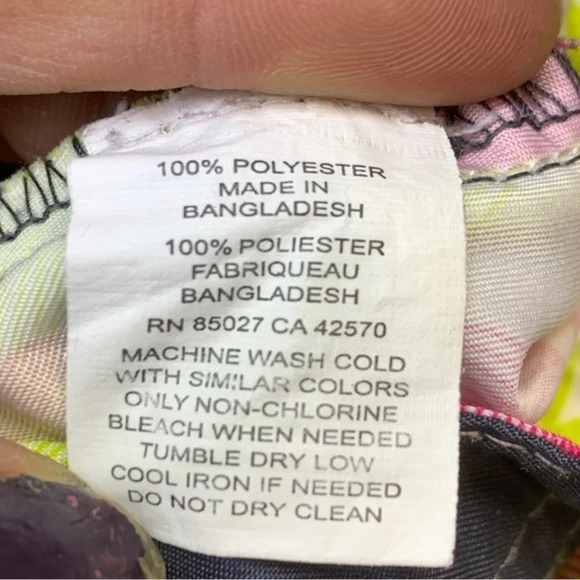 Swim trunks size medium - Picture 4 of 11